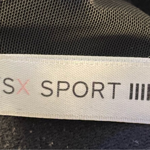 Victoria Secret Sports Bra - Picture 3 of 4